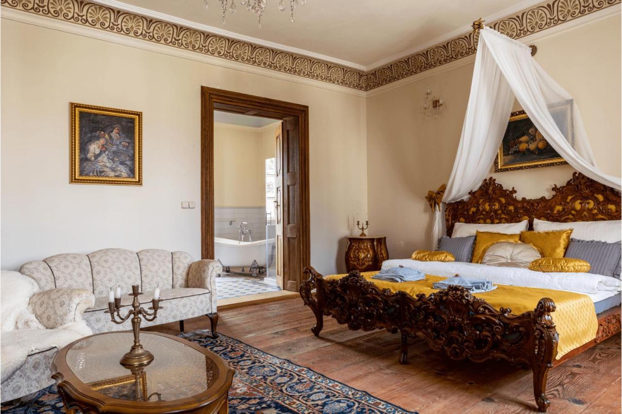 Appartement Ambrozuv Dvur à Pouzdrany Extérieur photo